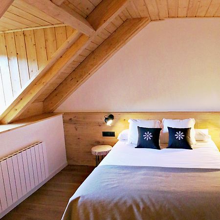 Hotel Lo Paller Valencia D'Aneu Ngoại thất bức ảnh