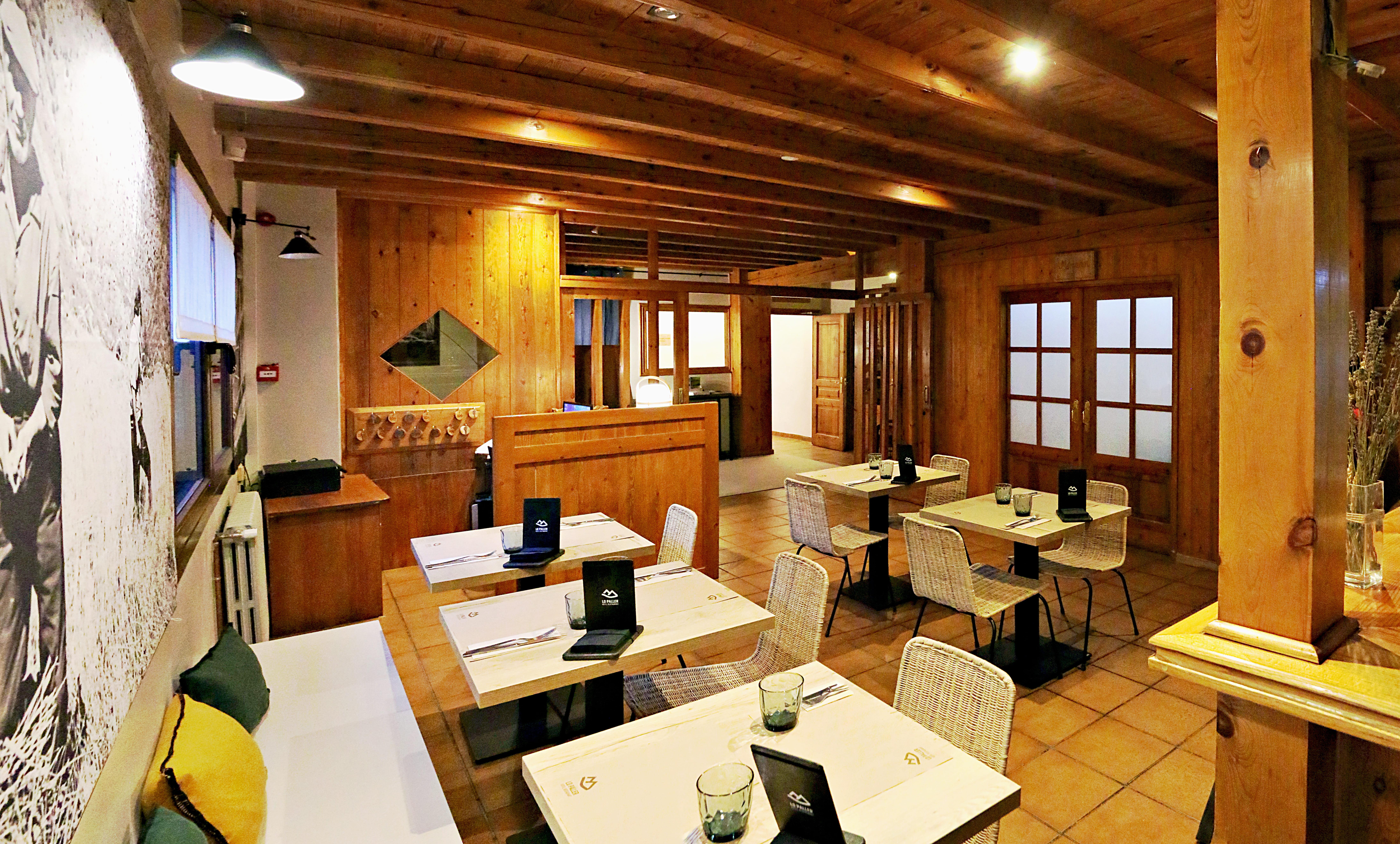Hotel Lo Paller Valencia D'Aneu Ngoại thất bức ảnh